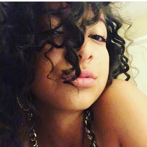 Meet your Posher, Lineth